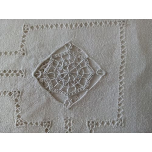 Nappe Brodée Main