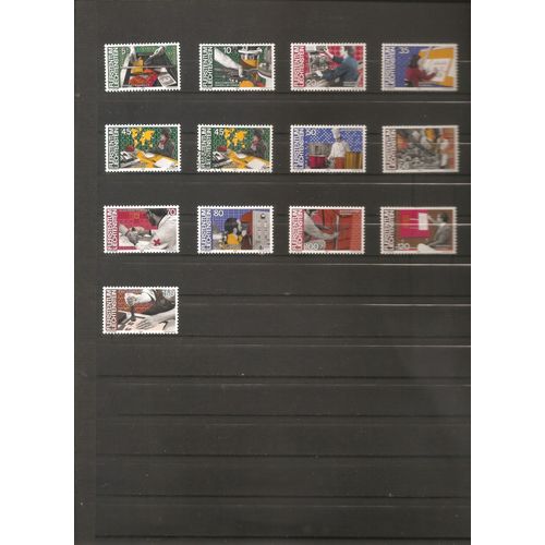 12 Timbres Neufs Et 1 Oblitéré Liechtenstein 1984 L'homme Et Le Travail