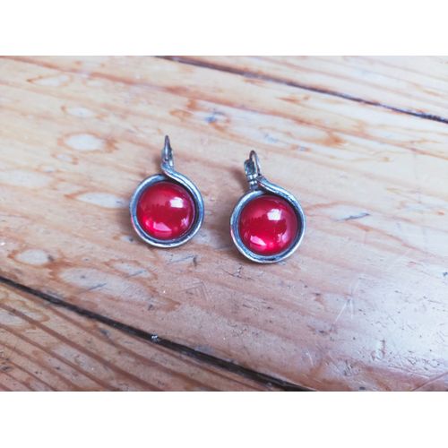 Boucles D¿Oreilles Argentées Rondes Avec Fausse Pierre Rouge
