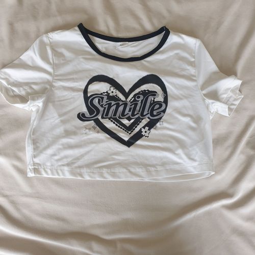 T-Shirt Croc Top Blanc, Marque Shein, Taille 12/13 Ans , Comme Neuf Juste Lavé, Jamais Porté.