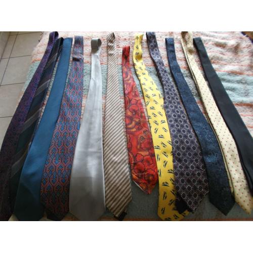 1 Lot De 12 Diverses Cravates Homme