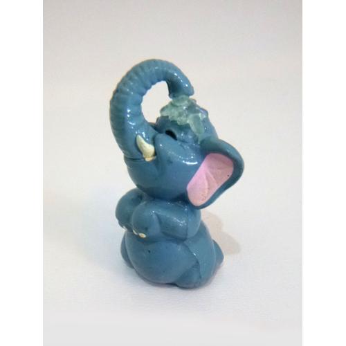 Figurine Funny Fanten Beach Eléphant Bleu Prend Sa Douche 4 Cm Cirque Oeuf Kinder Surprise Circus Elephant Egg Toys 1998