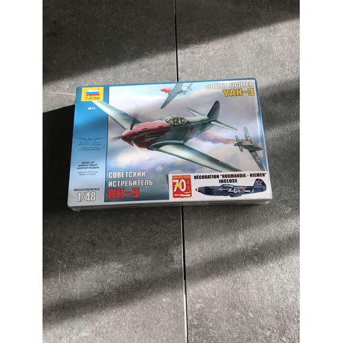 Maquette Avion Soviet Fighter Yak-3 Zvezda 4814 1/48-Zvezda