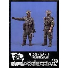 Feldgendarm & Infantryman 653-Verlinden