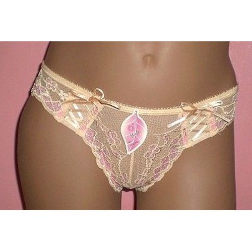 String Naweili 