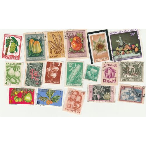 18 Timbres Oblitérés - Fruits Et Légumes De Divers Pays