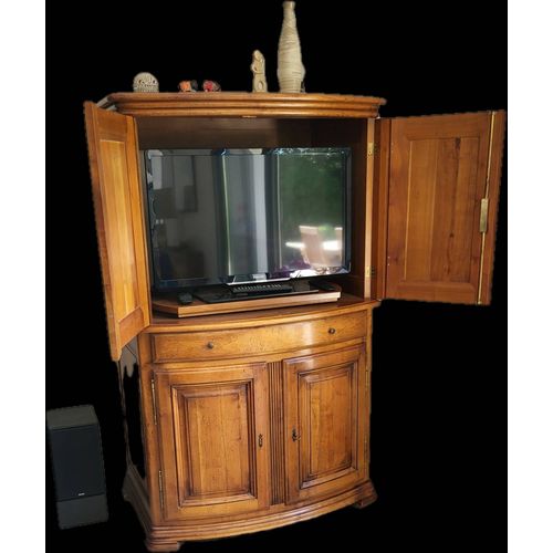 Meuble Tv Ou Bureau.