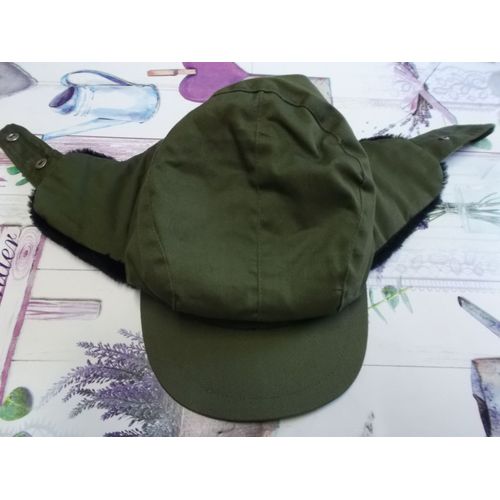 1 Chapka Homme Vert Militaire Avec 2 Pressions Au Menton/ Taille 68 Cm