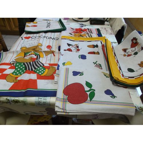 1 Lot De 16 Torchons Differents Motifs Neufs