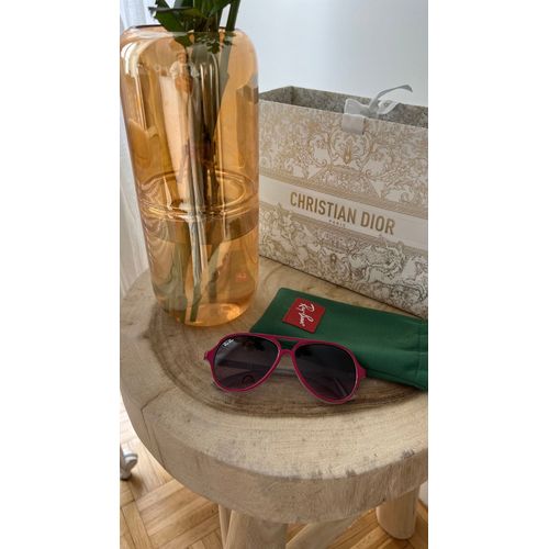 Lunette De Soleil Ray Ban Enfant Monture Rose / Sunglasses Ray Ban Child Pink Frame