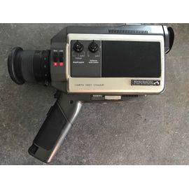 Camera vidéo couleur pathé marconi CCE3V