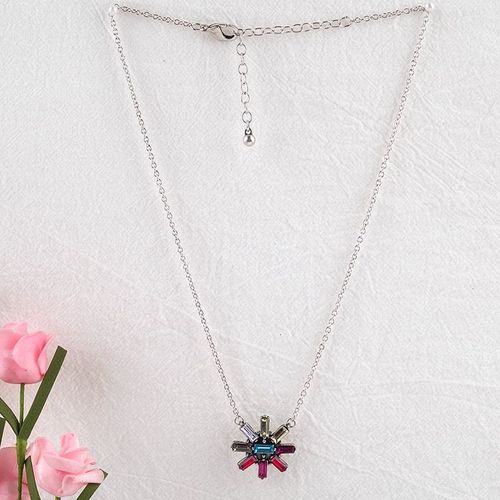 Pendentifs De Collier Collier Pendentif Fleur En Cristal Multicolore Punk Pour Femmes Cadeaux De Fête Couleur Or Blanc B