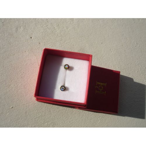 Boucles D'oreilles À Clou Strass Cerclé De Noir