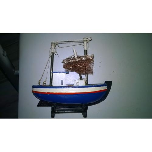 Maquette Bateau Peche En Mer Avec Filets-Autre