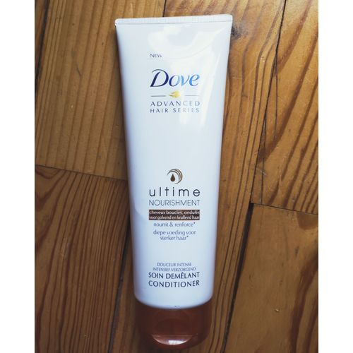 Après-Shampoing Soin Dove Pour Cheveux Bouclés & Ondulés 250ml 