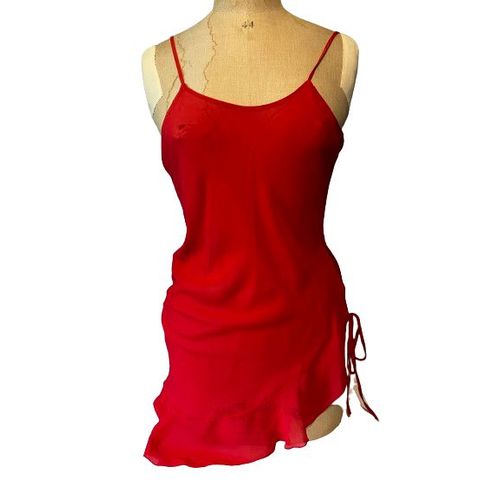 Nuisette Femme Taille : 38/40, Marque : 3 Suisses Matière :100% Polyester, Bretelle Réglable, Couleur : Rouge, Comme Neuf,