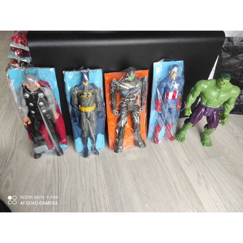 Lot 5 Figurines Marvel, Comics, Etc