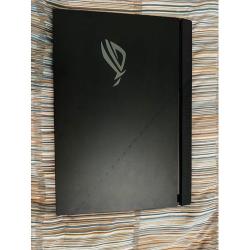 ASUS ROG SCAR17-G733ZX-KH110W - 17.3" Intel Core i9-12900H - 2.5 GHz - Ram 16 Go - DD 1 To - NOIR