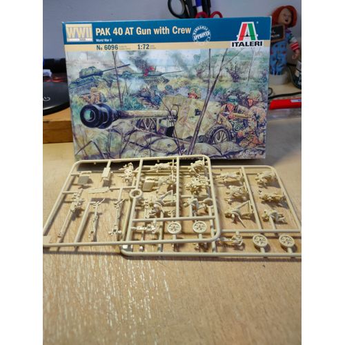 Maquette Italeri 1/72 : Pak 40 Et Servants-Italeri