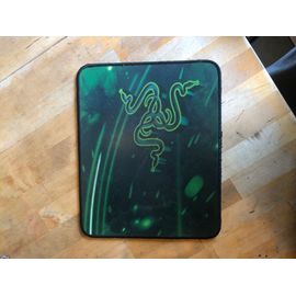 Tapis de souris Razer 35,5 x 25,4cm (taille M)