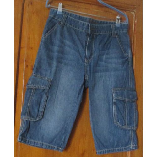 Pantacourt En Jean La Halle-Taille 16 Ans-Ceinture À Passants-Fermeture Par Zip Et Bouton-2 Poches Latérales-2 Poches Profondes À Rabat Sur Le Côté Des Jambes-Pas De Poches Arrières (Faux Rabas Piqué)