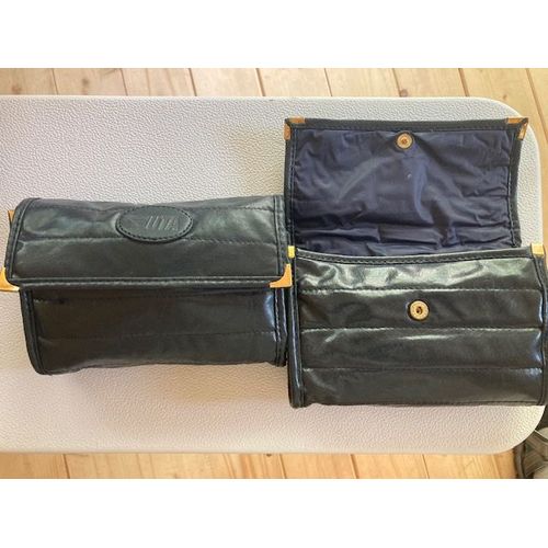 Trousse De Toilette Avion Vintage Avec Le Logo De La Compagnie Aérienne Uta