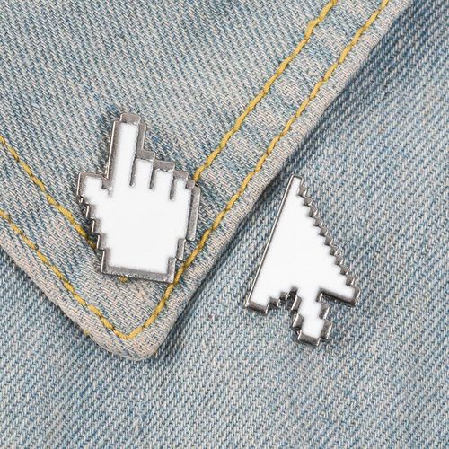 Broche Créative De Dessin Animé, Flèche Blanche, Geste, Pour Les Amis Et Les Enfants, Badge Boucle Ardillon, Chemise, Cadeau, Bijoux En Émail