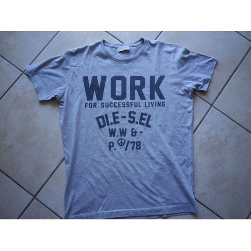 Tee Shirt Diesel Taille S Ou 15 - 16 Ans.