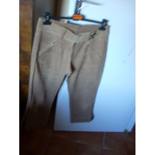 Pantacourt Velours Bas Zippé 38.
