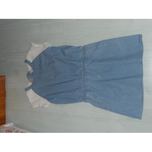 Robe Bi-Couleur En Manches Courtes12 Ans État Neuf