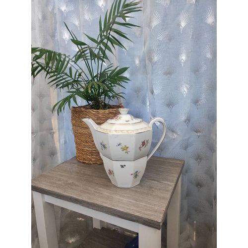 Théière En Porcelaine