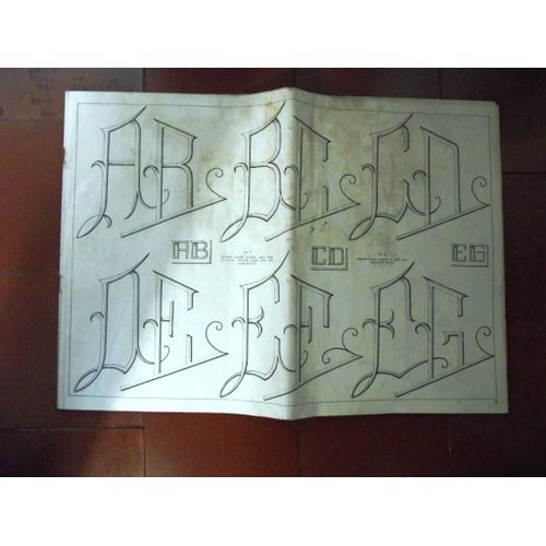 Modèles De Broderies D'abécédaires Et Monogrammes Anciens (Manque La Couverture)