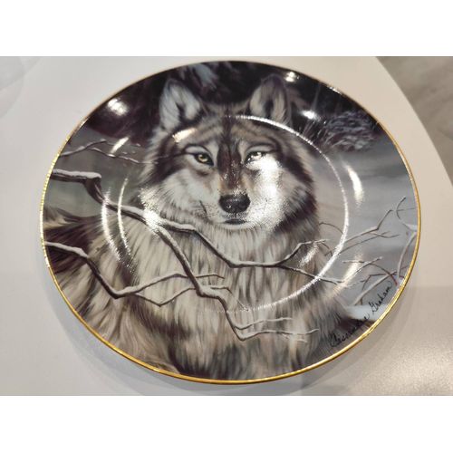 Assiette De Collection De Cassandra Graham Sur Le Loup