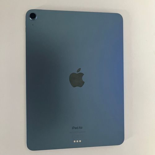 iPad Air 5 64Go Bleu