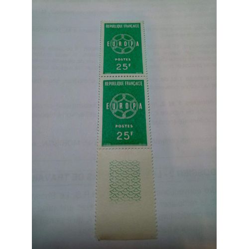 2 Timbres Neufs Europa 25 F Année 1959