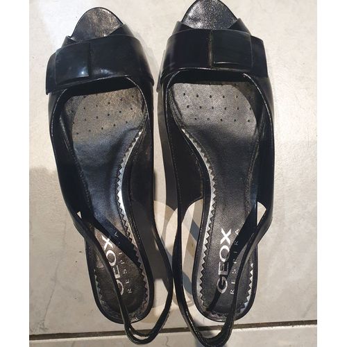 "Nu Pieds Geox 37 1/2 Noir Verni"