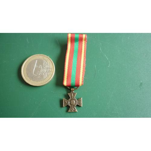 Medaille En Reduction / Croix Du Combattant Volontaire