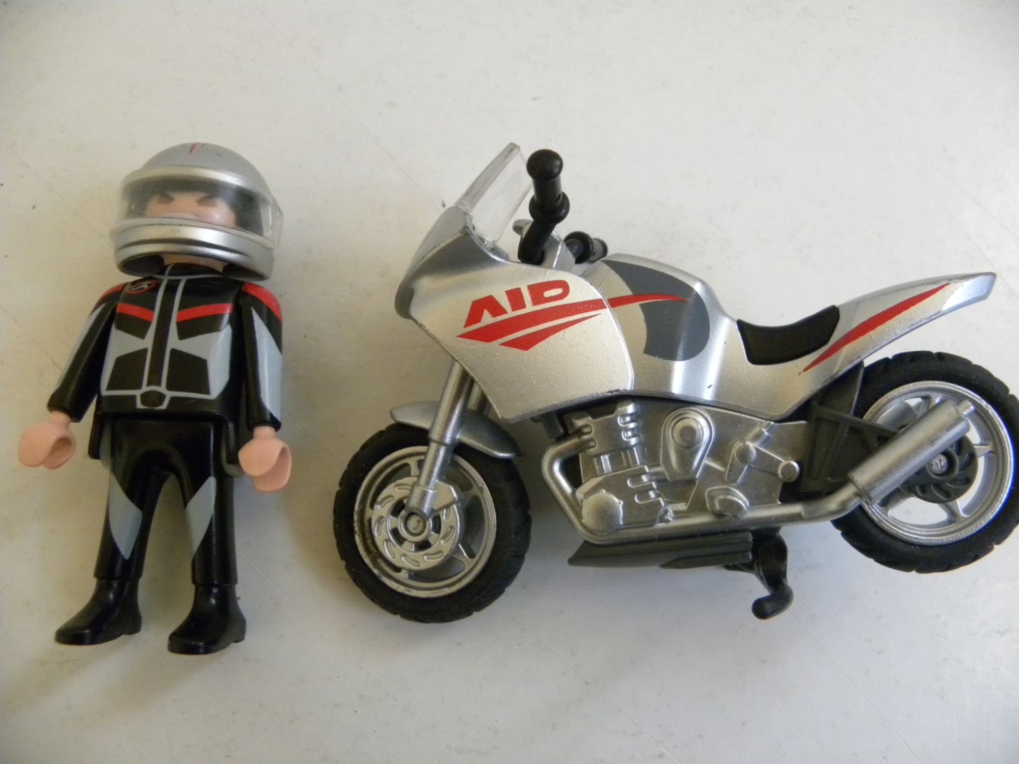 Playmobil - 5117 - Jeu de construction - Moto argentée