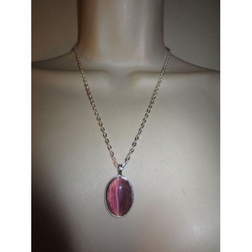 Collier Avec Cabochon Violet