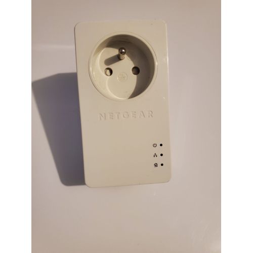Un Adaptateur Netgear Powerline 200 Mini XAV1401v2