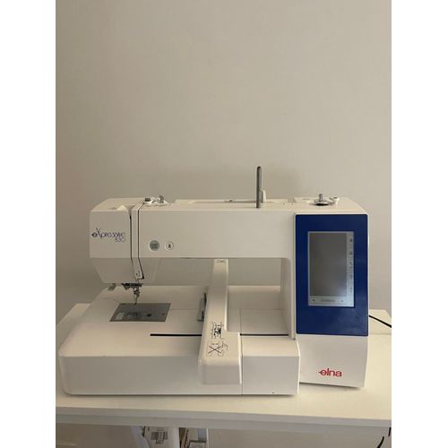 Brodeuse ELNA 830 + accessoires, broderie