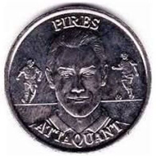 La Collection Officielle Des Médailles Fff 1999 : Pirès Milieu De Terrain