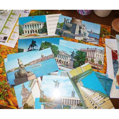 Etui Complet De 24 Cartes Postales Panoramiques De Léningrad 1977.