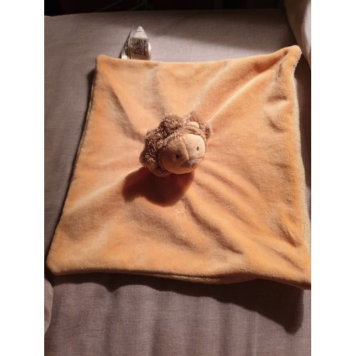 Doudou Plat Carre Lion Les Zazous Orange Jaune Avec Attache Tetine Moulin Roty