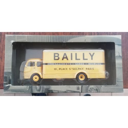 Collection Altaya Camions D'autrefois N°31 Ford/ Simca Cargo (1953) Fourgon Bailly-Altaya