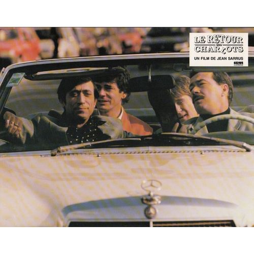 Le Retour Des Charlots: Jeu De 8 Photos D'exploitation Cinématographique - Format 24x30.5 Cm - De Jean Sarrus Avec Gérard Filipelli, Jean Sarrus, Richard Bonnot, Luis Rego, Guy Montagné - 1992