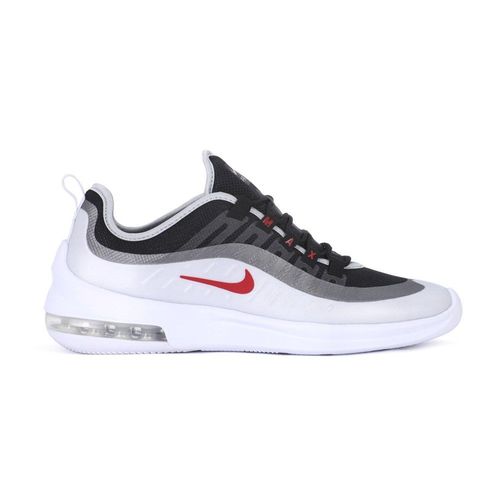 Baskets Basses Nike Air Max Axis Blanc