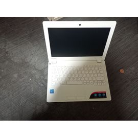 Lenovo IdeaPad 110s-11lBR - 11.6" Intel Celeron - 2.5 Ghz - Ram 2 Go - DD 32 Go