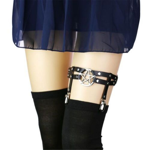 Expédié De Paris Unité Harnais Anneau Clous De Jambe En Cuir Double Rangée Femme Émotionnelle Pu Pentagramme De Jambe Décorative Chaîne Sexy Punk Jambe Gothique Jarretière