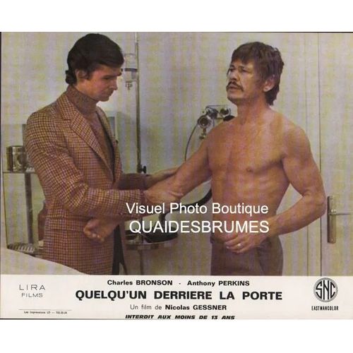 Quelqu'un Derrière La Porte: Jeu De 16 Photos D'exploitation Cinématographique - Format 24.5x30 Cm - De Nicolas Gessner Avec Charles Bronson, Anthony Perkins, Jill Ireland, Henri Garcin - 1971